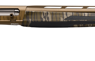 Browning Maxus II Wicked Wing 12 Ga 26" 3.5" Burnt Bronze, Mossy Oak Bottomland Fixed Overmolded Grip Paneled Stock, 4rd
